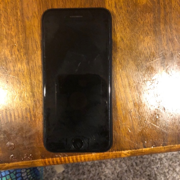 iPhone 7 - Picture 4 of 4